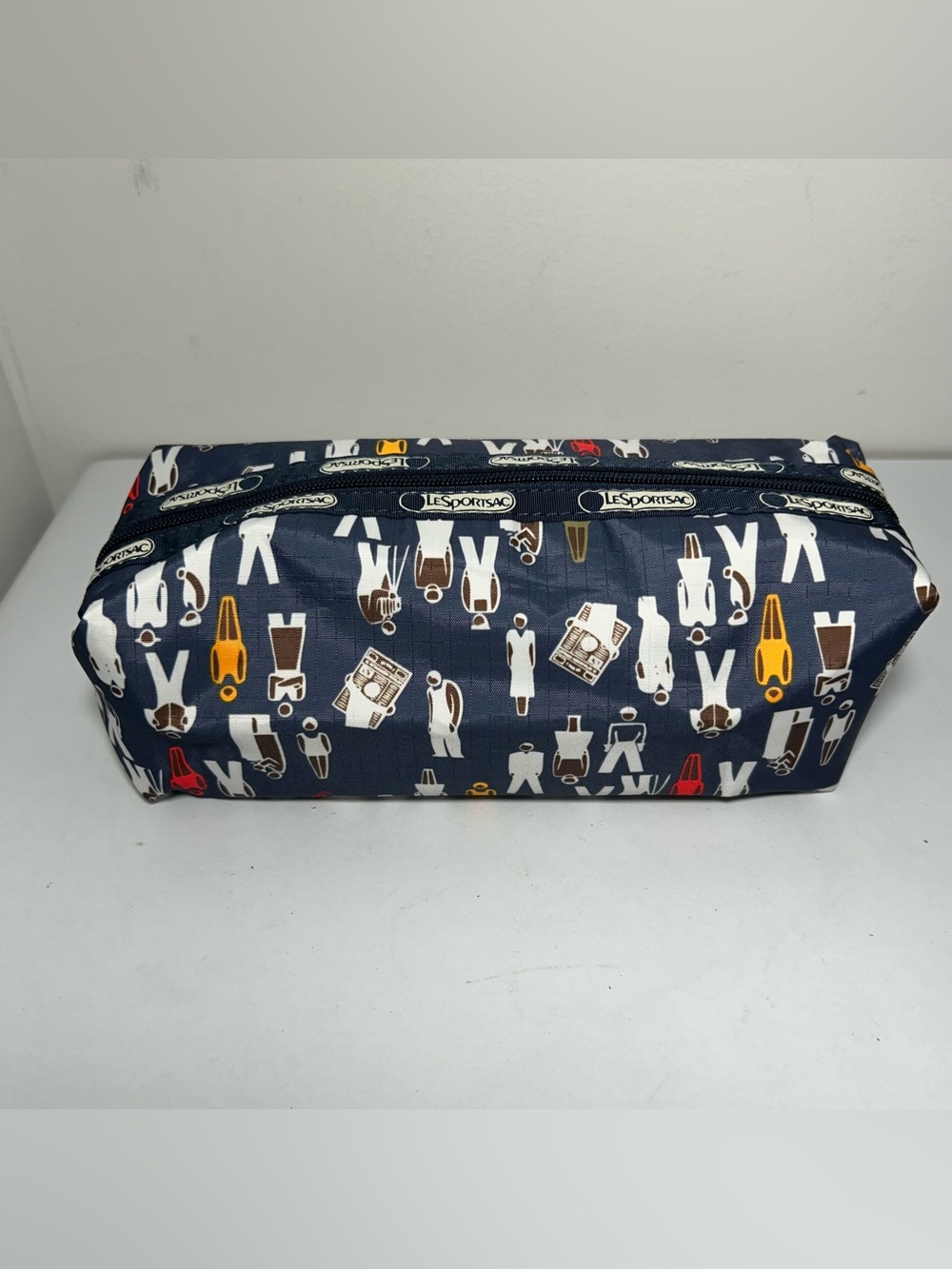 LeSportsac Y2K Hannah Unity People Cosmetic Bag  Rectangular Sack Sac Pouch EUC